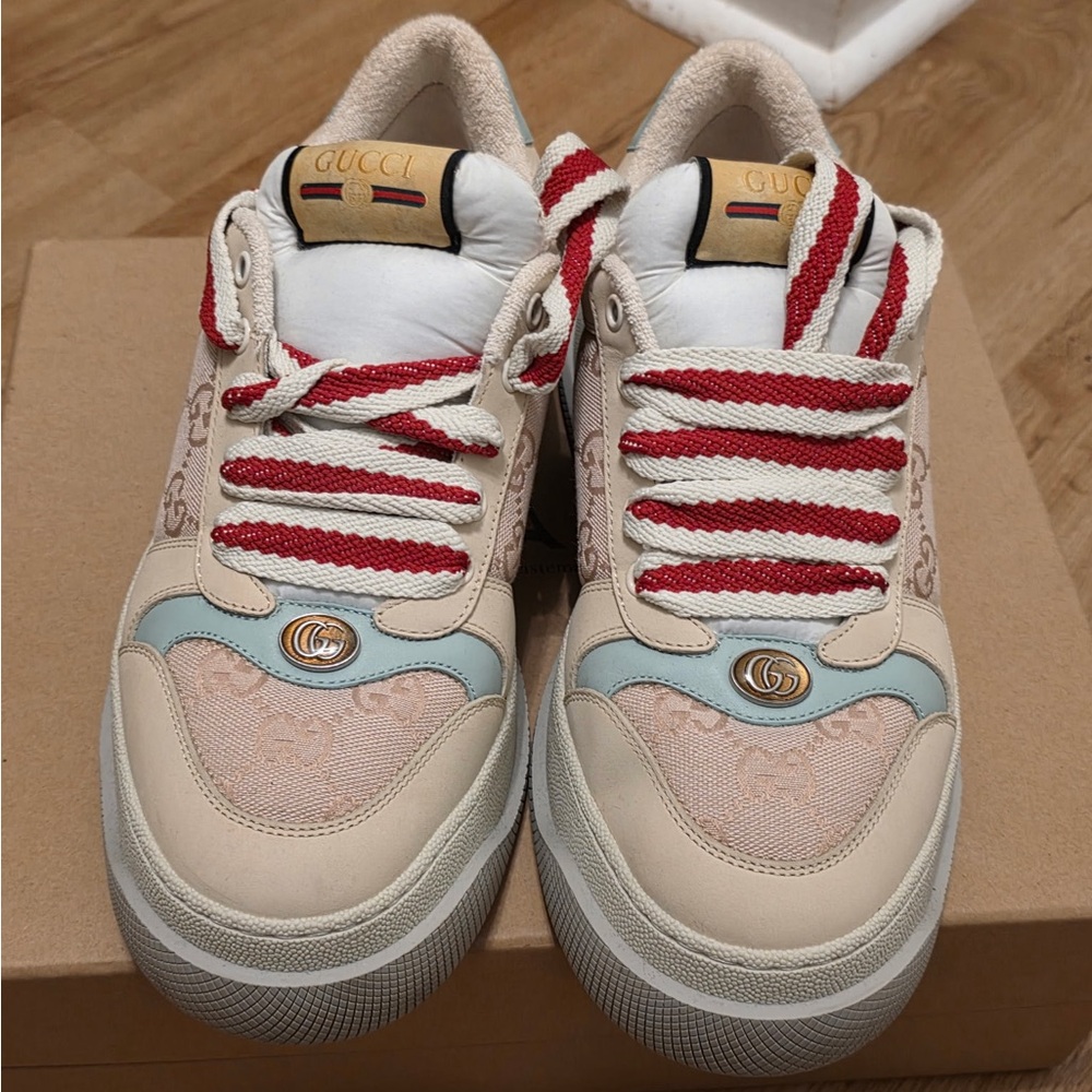Gucci Cream and Light Blue Sneakers with Red Accents - Picture 6 of 6